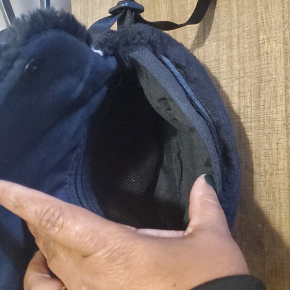 Nike Swoop Futura 365 Faux Fur Crossbody Bag in Black and White - Streetwear - Picture 6 of 12